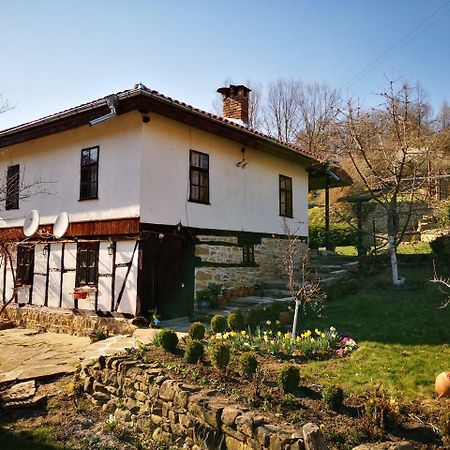 Къща За Гости Ножери Tryavna Exterior foto