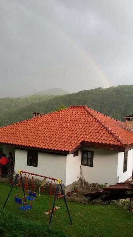 Къща За Гости Ножери Tryavna Exterior foto