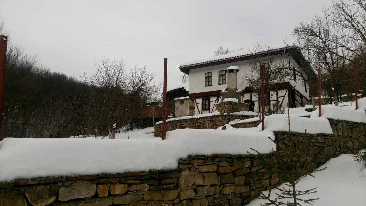 Къща За Гости Ножери Tryavna Exterior foto