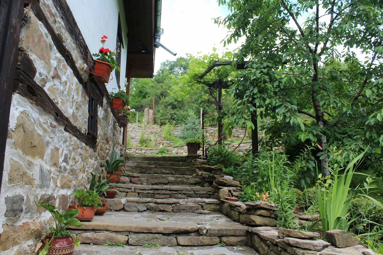 Къща За Гости Ножери Tryavna Exterior foto