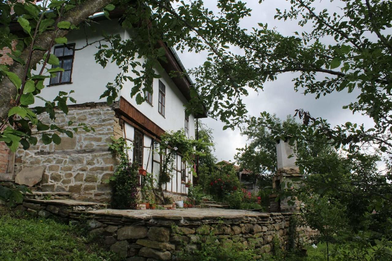 Къща За Гости Ножери Tryavna Exterior foto