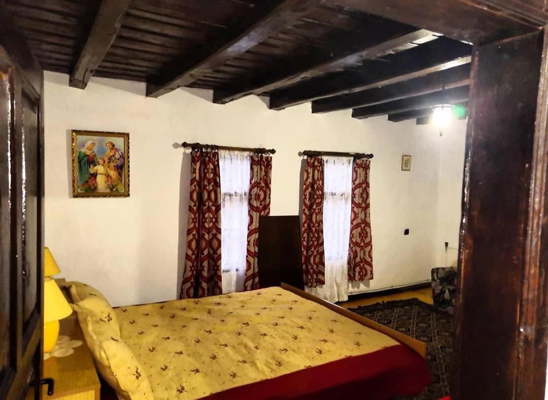 Къща За Гости Ножери Tryavna Exterior foto