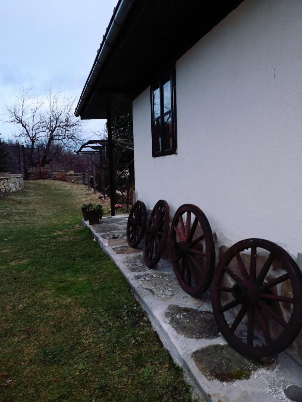 Къща За Гости Ножери Tryavna Exterior foto