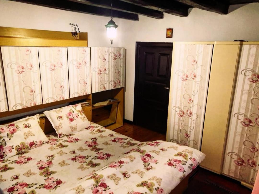 Къща За Гости Ножери Tryavna Exterior foto